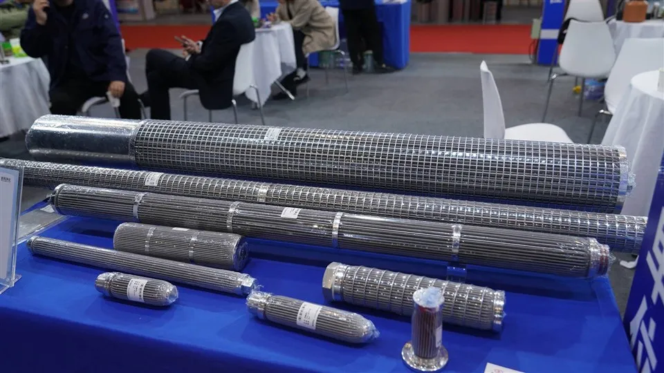 Tilpassede størrelser 10 \\ "20 \\" 30 \\ "40 \\" Rustfrit stål plisseret filterpatronolie Hydraulisk filterfilter Mesh brug